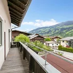 Wiesenglueck Holiday home *