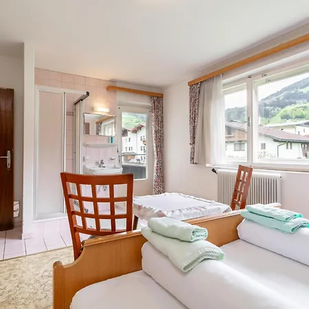 Wiesenglueck Holiday home Fuegen